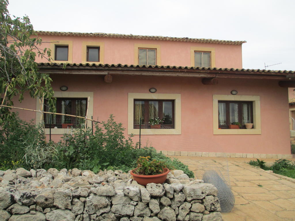 Le Mangiatoie Del Re Giordano Villa Avola Exterior foto